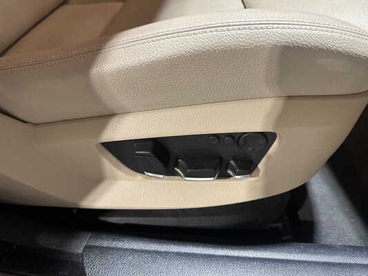 BMW 528i Touring High Executive 258hp 2011 5-Series, 55-PFG-7