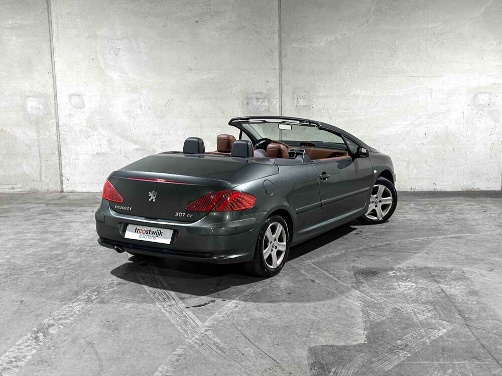 Peugeot 307 CC 2.0-16V 136pk 2005, 96-RB-DR