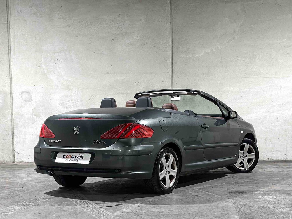 Peugeot 307 CC 2.0-16V 136pk 2005, 96-RB-DR