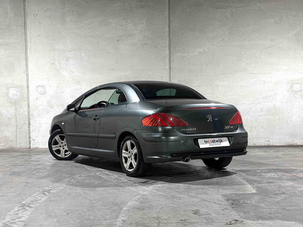 Peugeot 307 CC 2.0-16V 136pk 2005, 96-RB-DR