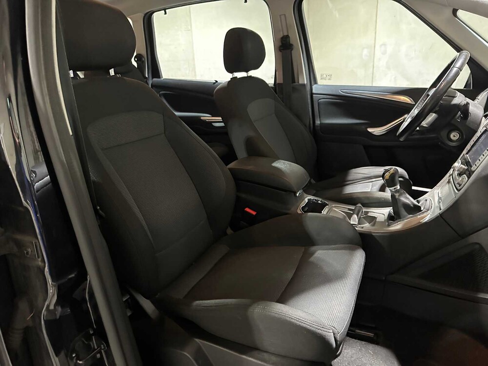 Ford S-Max 2.0 Trend 145pk 2010, 82-LGN-3