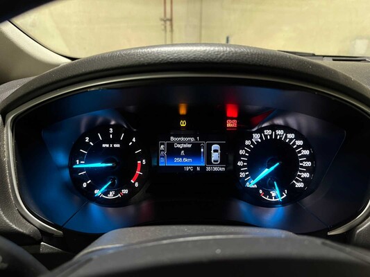 Ford Mondeo Wagon 1.5 TDCi Trend 120hp 2015, HG-815-V