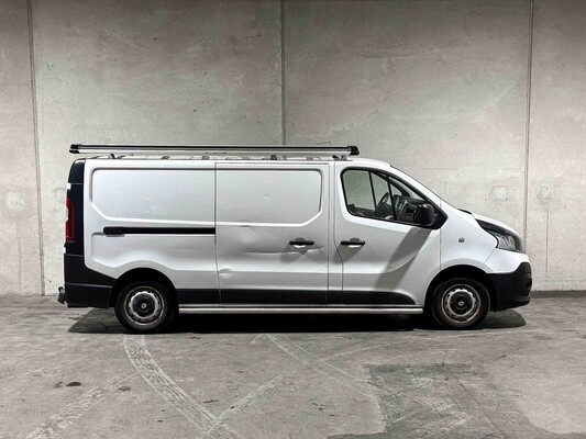 Renault Trafic 1.6 dCi T29 Comfort Commercial Vehicle 121hp 2018, V-070-RL
