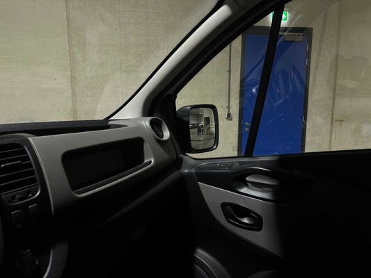 Renault Trafic 1.6 dCi T29 Comfort Commercial Vehicle 121hp 2018, V-070-RL