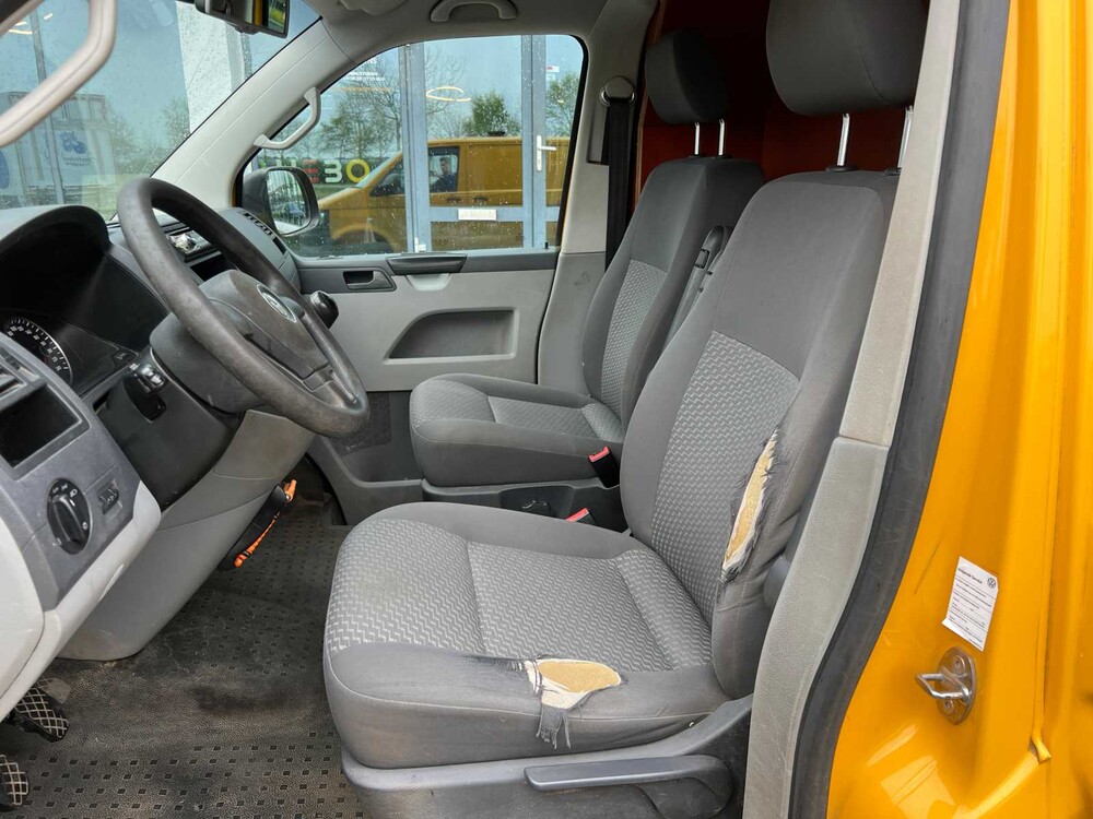 Volkswagen Transporter 2.0 TDI 102pk 2013, VD-223-D