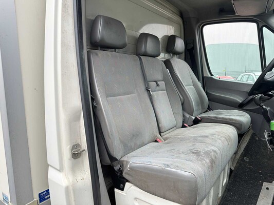 Volkswagen Crafter 35 2.5 TDI L3 DC Rigid 109hp 2010, 2-VKN-76