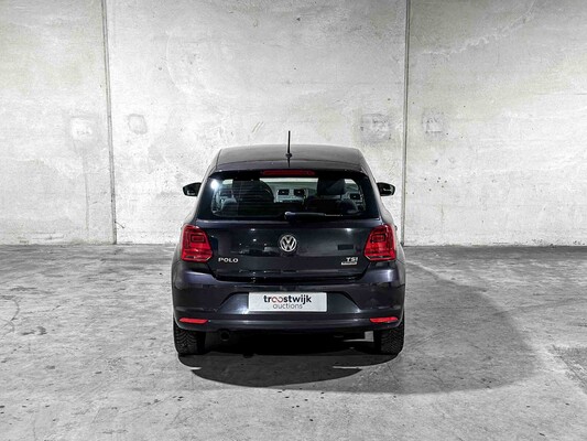 Volkswagen Polo 1.2 TSI Comfortline (Automatic) 90hp 2016, JK-564-N