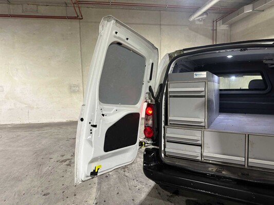 Peugeot Partner 122 1.6 HDi L1 XR 90hp 2016, VZ-506-K Commercial Vehicle