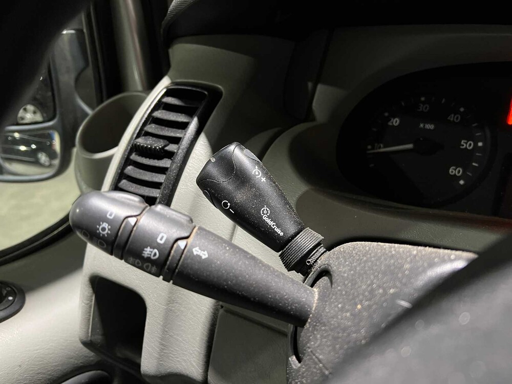 Renault Trafic 2.0 dCi T29 L2H1 DC 114pk 2008, 67-VTN-4 Bedrijfswagen