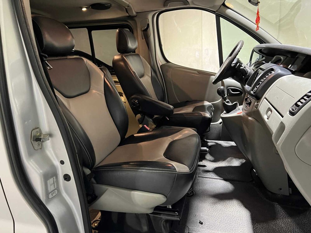 Renault Trafic 2.0 dCi T29 L2H1 DC 114pk 2008, 67-VTN-4 Bedrijfswagen