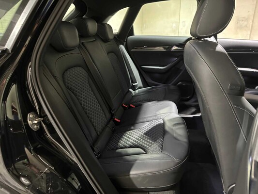 Audi RSQ3 2.5 TFSI Quattro Pro Line Plus 340pk 2015, NL-Kenteken
