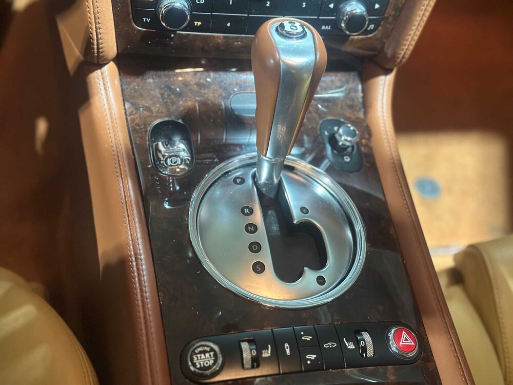 Bentley Continental GT 6.0 W12 560PS 2004, niederländische Zulassung Youngtimer