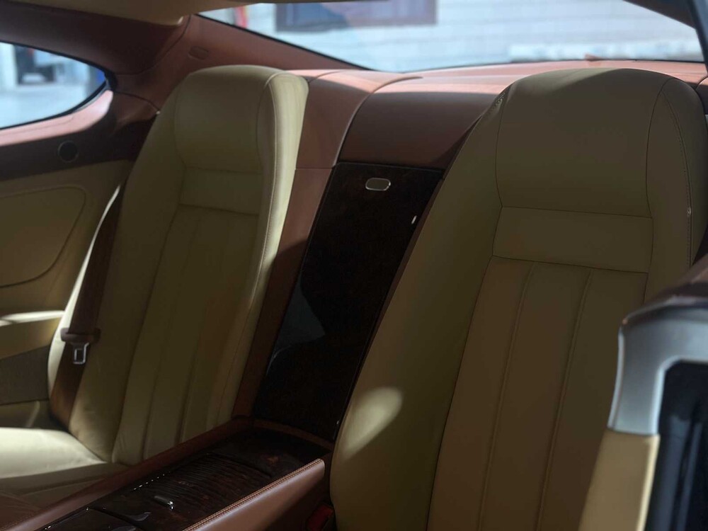 Bentley Continental GT 6.0 W12 560PS 2004, niederländische Zulassung Youngtimer