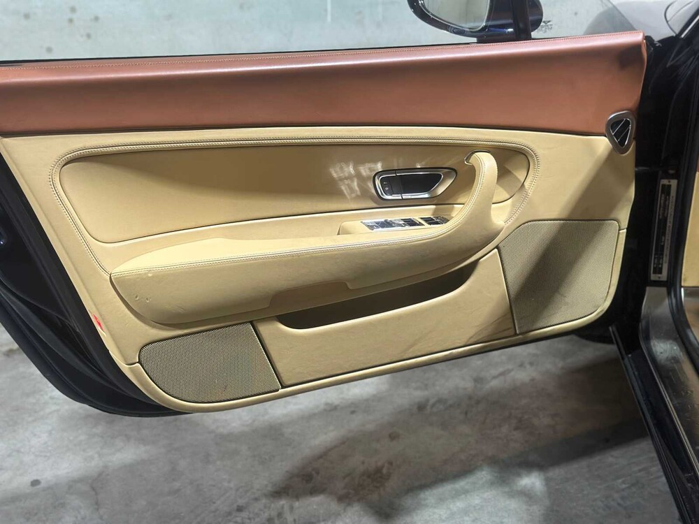 Bentley Continental GT 6.0 W12 560PS 2004, niederländische Zulassung Youngtimer