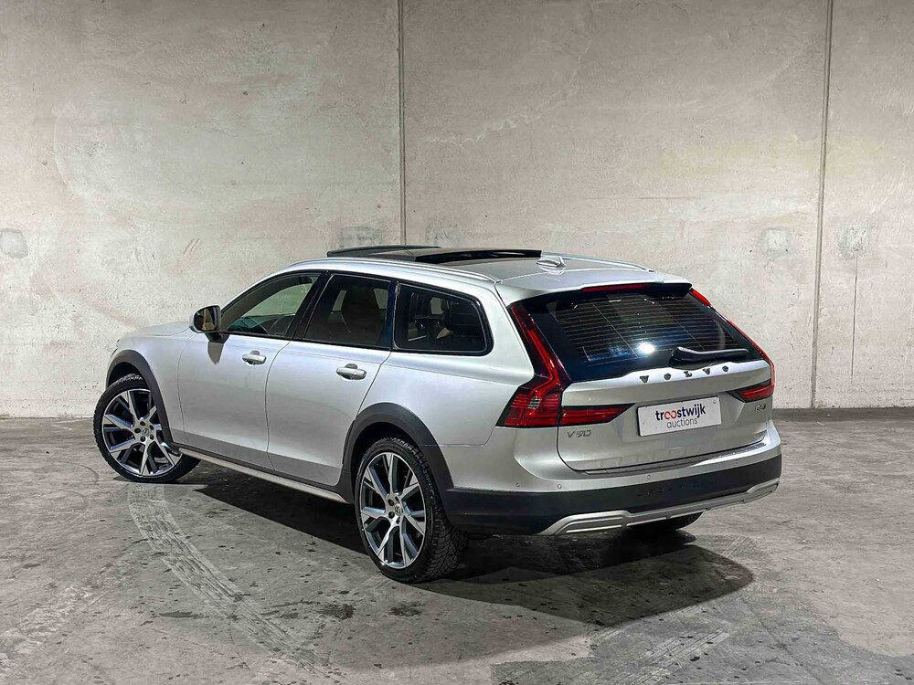 Volvo V90 Cross Country 2.0 B6 AWD Pro 299PS 2020, J-525-DK