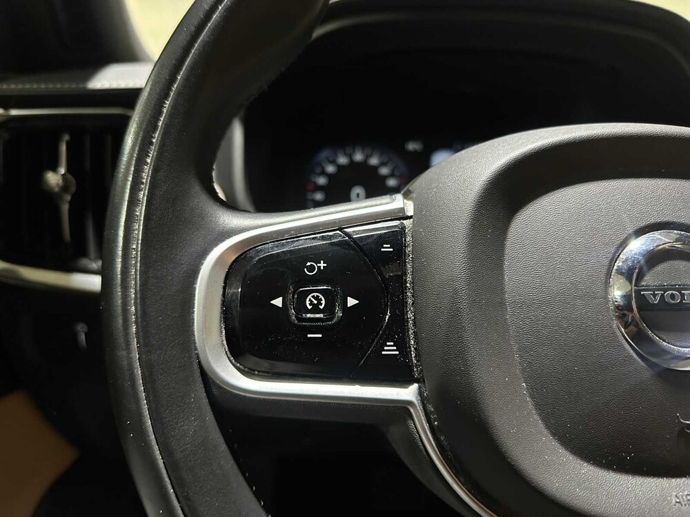 Volvo V90 Cross Country 2.0 B6 AWD Pro 299PS 2020, J-525-DK