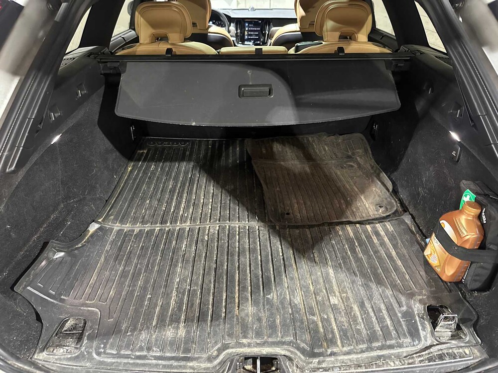 Volvo V90 Cross Country 2.0 B6 AWD Pro 299PS 2020, J-525-DK