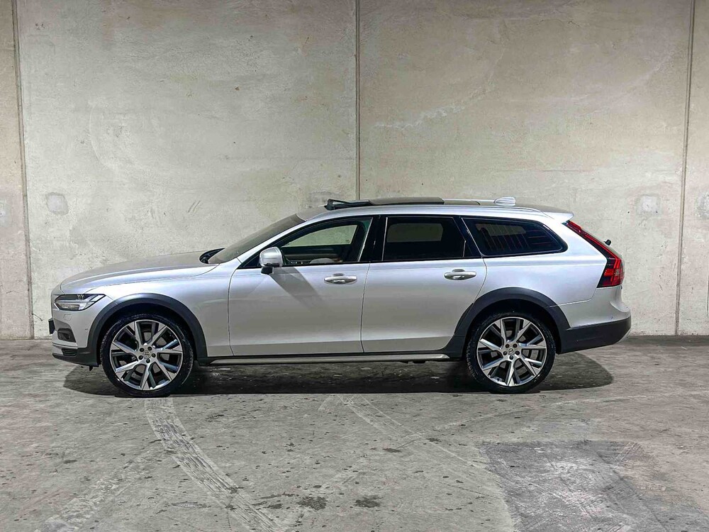 Volvo V90 Cross Country 2.0 B6 AWD Pro 299PS 2020, J-525-DK