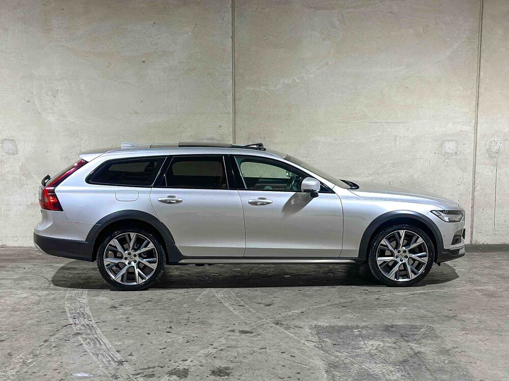 Volvo V90 Cross Country 2.0 B6 AWD Pro 299PS 2020, J-525-DK