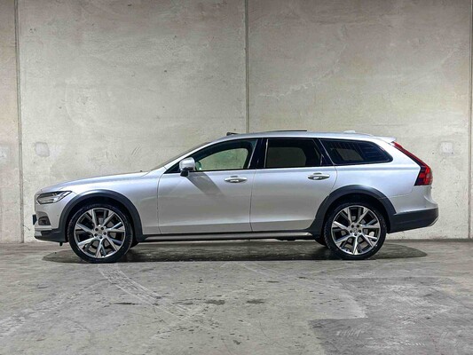 Volvo V90 Cross Country 2.0 B6 AWD Pro 299PS 2020, J-525-DK