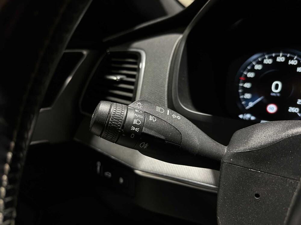 Volvo XC90 2.0 T8 R-Design Twin Engine AWD Inscription 320PS 2016, JN-926-L