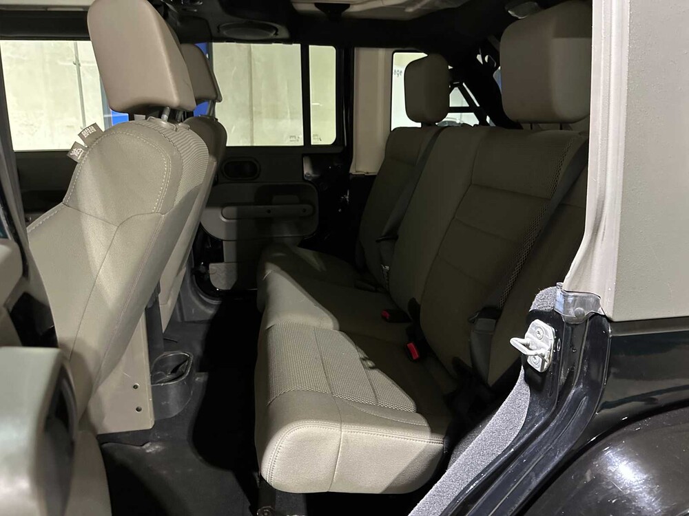 Jeep Wrangler Unlimited 3.8 Sahara 199PS 2007, 45-NHZ-8 Youngtimer