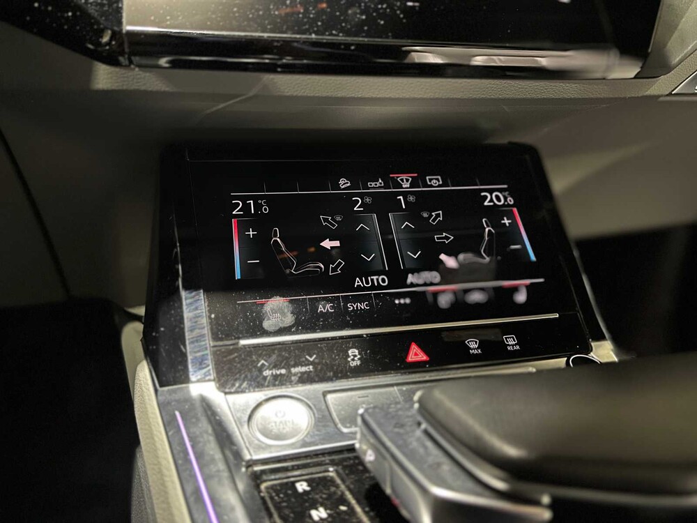 Audi e-tron 55 Quattro Advanced Pro Line Plus 95 kWh 360PS 2018, J-190-NN