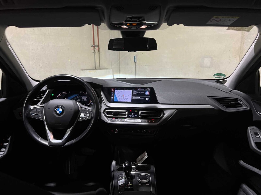 BMW 118i Business Edition 136PS 2022 (Original-NL) 1er F40, P-486-BZ