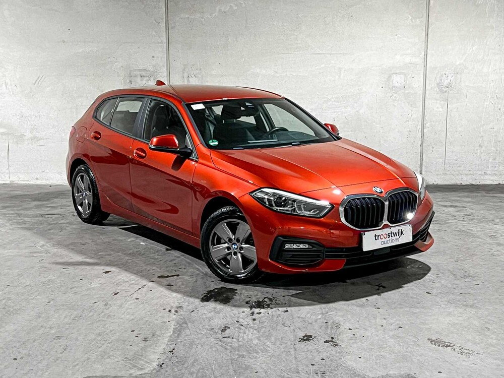 BMW 118i Business Edition 136PS 2022 (Original-NL) 1er F40, P-486-BZ