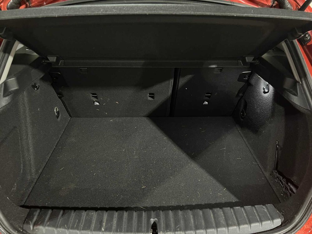 BMW 118i Business Edition 136PS 2022 (Original-NL) 1er F40, P-486-BZ