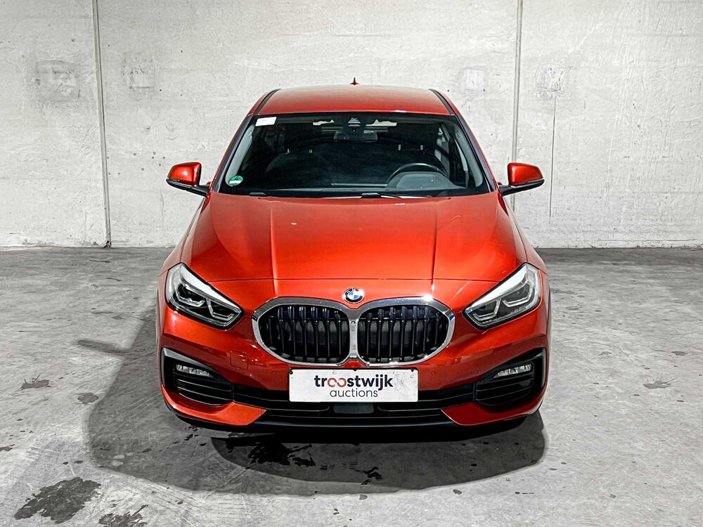 BMW 118i Business Edition 136PS 2022 (Original-NL) 1er F40, P-486-BZ