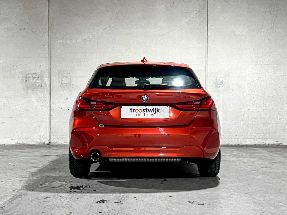 BMW 118i Business Edition 136PS 2022 (Original-NL) 1er F40, P-486-BZ