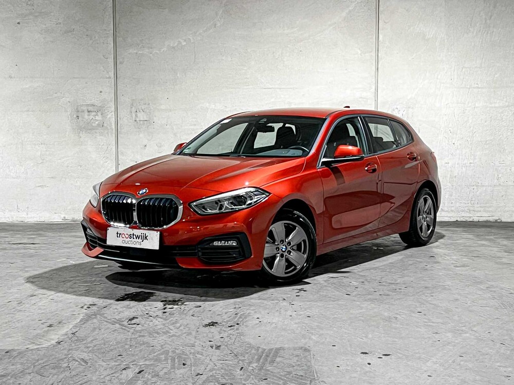 BMW 118i Business Edition 136PS 2022 (Original-NL) 1er F40, P-486-BZ