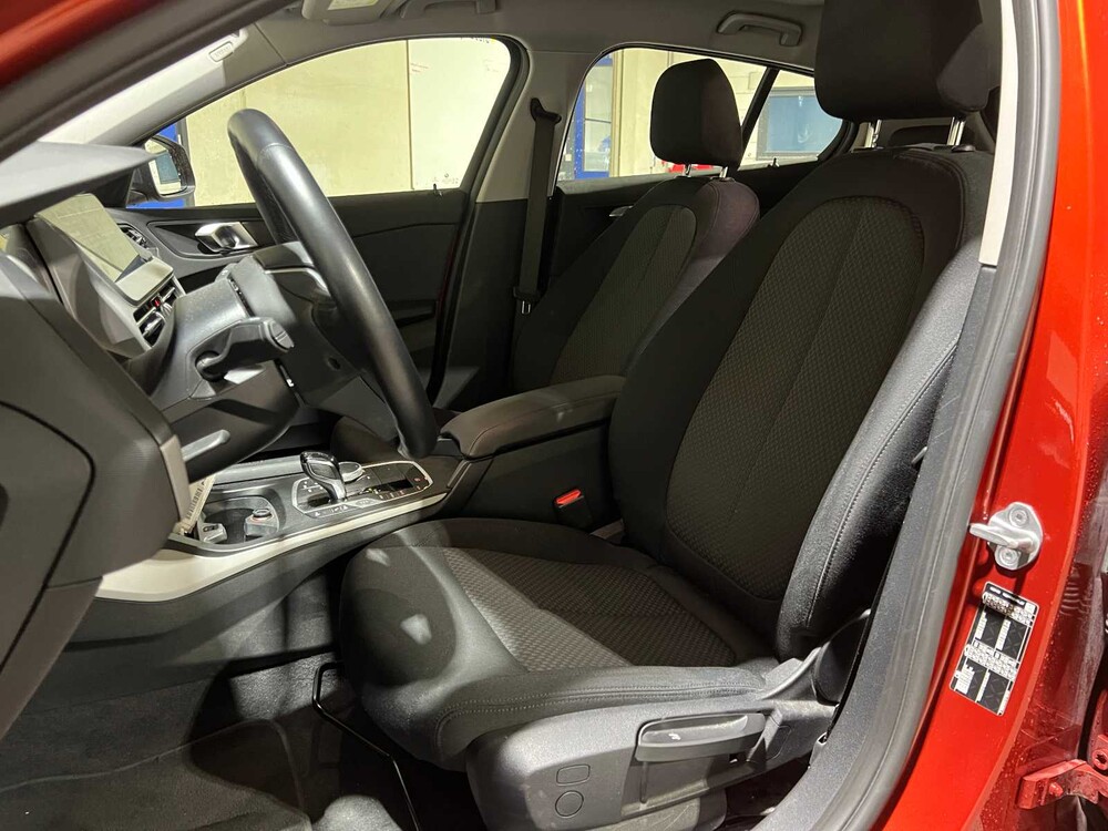 BMW 118i Business Edition 136PS 2022 (Original-NL) 1er F40, P-486-BZ