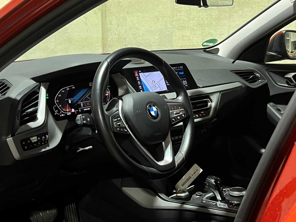 BMW 118i Business Edition 136PS 2022 (Original-NL) 1er F40, P-486-BZ