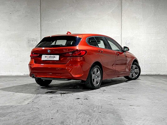 BMW 118i Business Edition 136pk 2022 (Origineel-NL) 1-serie F40, P-486-BZ