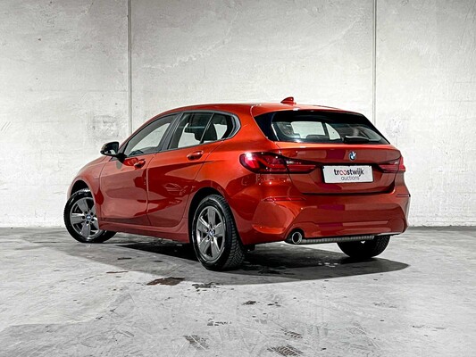 BMW 118i Business Edition 136pk 2022 (Origineel-NL) 1-serie F40, P-486-BZ