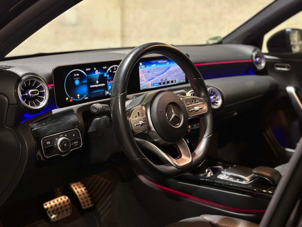 Mercedes-Benz A180 Limousine Premium Plus 136PS 2020, R-276-VV