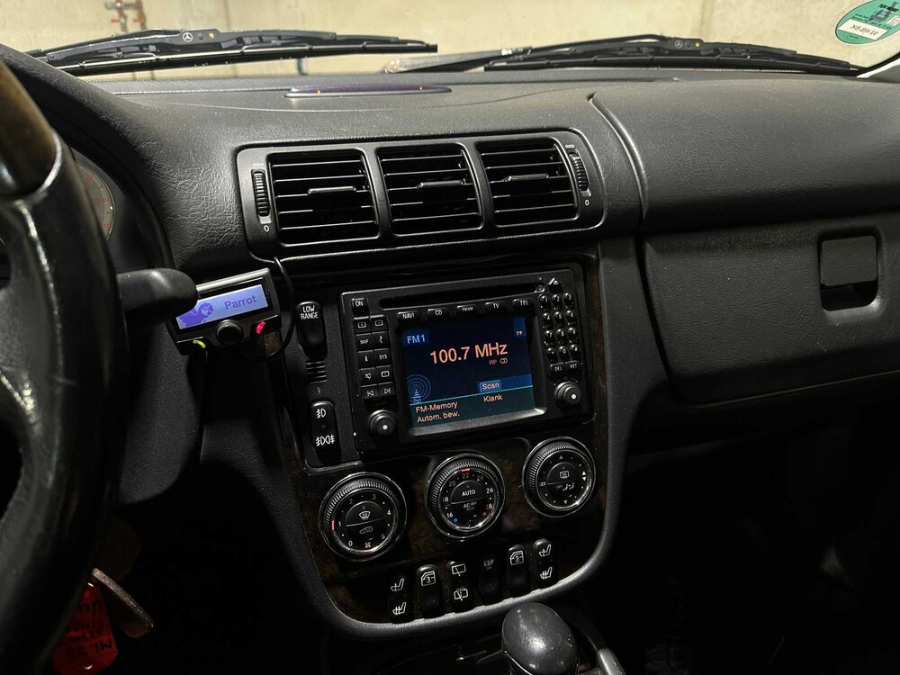 Mercedes-Benz ML55 AMG 5.5 V8 (MwSt) 347PS 2003 M-Klasse, NL-Kennzeichen Youngtimer