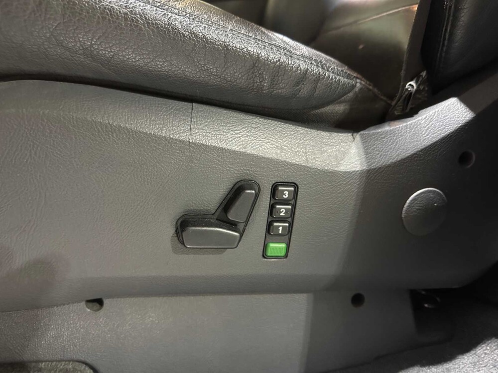 Mercedes-Benz ML55 AMG 5.5 V8 (MwSt) 347PS 2003 M-Klasse, NL-Kennzeichen Youngtimer