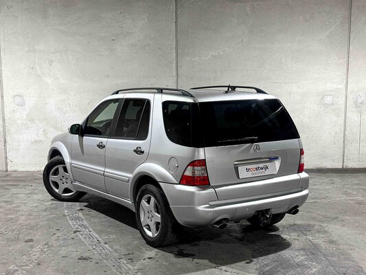 Mercedes-Benz ML55 AMG 5.5 V8 (MwSt) 347PS 2003 M-Klasse, NL-Kennzeichen Youngtimer