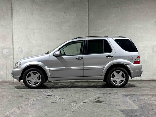 Mercedes-Benz ML55 AMG 5.5 V8 (MwSt) 347PS 2003 M-Klasse, NL-Kennzeichen Youngtimer