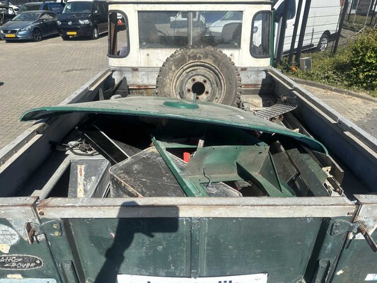 Land Rover 109