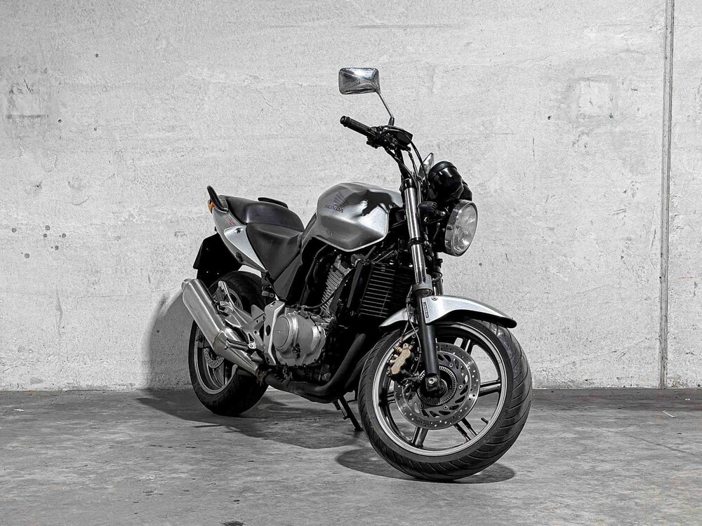 Honda CBF500 Naked 499cc 2007, MR-ZS-37 Tour Motorrad