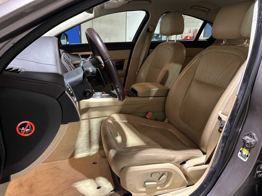 Jaguar XF 2.7D V6 Luxus 207PS 2008, 69-HXG-3 Youngtimer