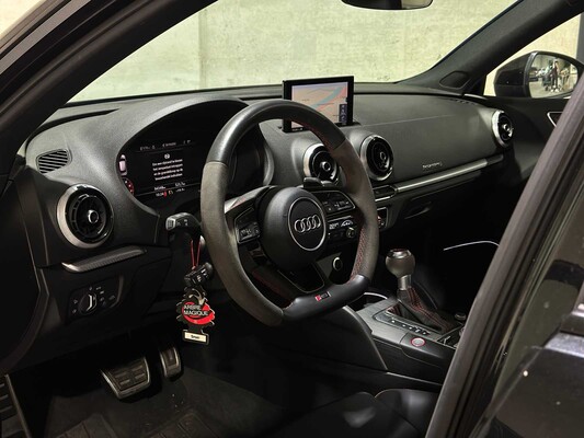 Audi RS3 Sportback 2.5 TFSI Quattro 400PS 2019, NL Zulassung