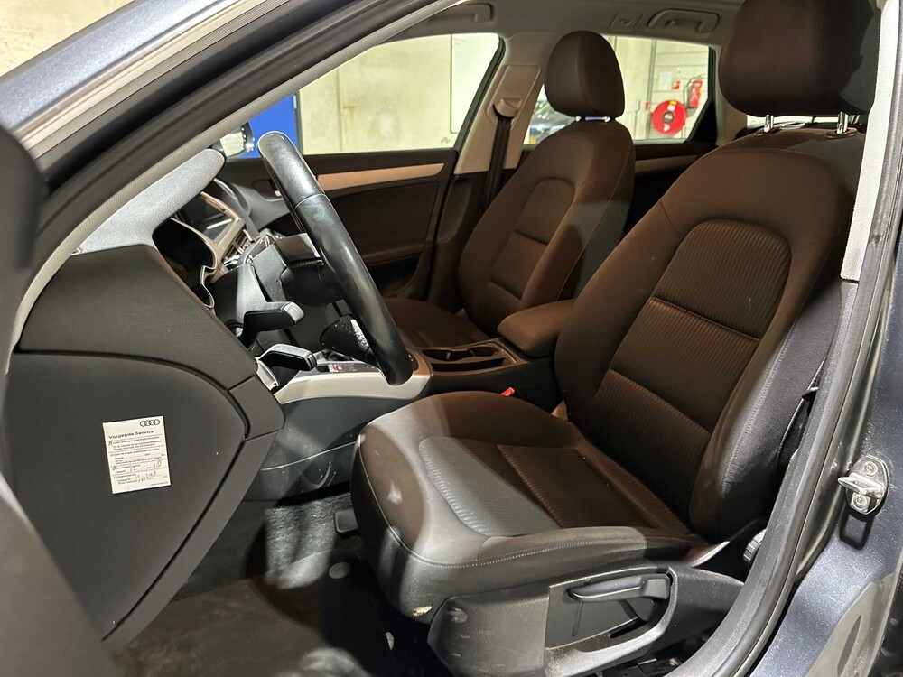 Audi A4 Avant 2.0 TDI ultra Business Edition 136pk 2014, 6-TSP-29