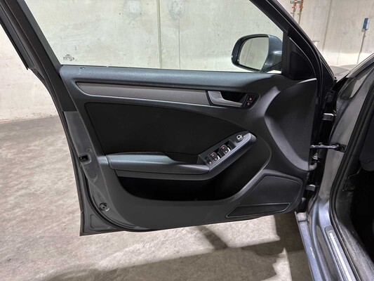 Audi A4 Avant 2.0 TDI ultra Business Edition 136hp 2014, 6-TSP-29