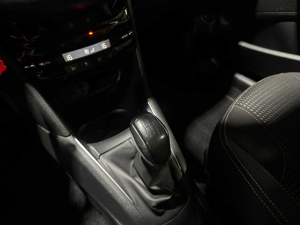 Peugeot 208 1.6 BlueHDi Blue Lease Premium 99pk 2015, HS-789-P