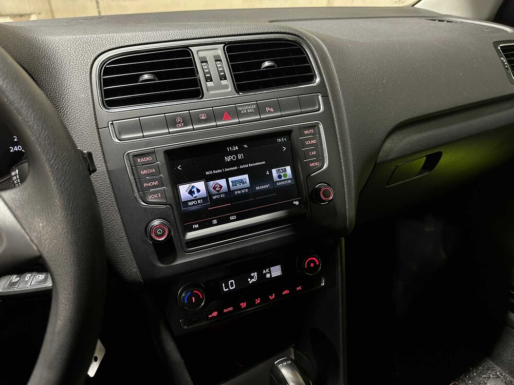 Volkswagen Polo 1.2 TSI Comfortline (Automaat) 90pk 2016, JK-564-N